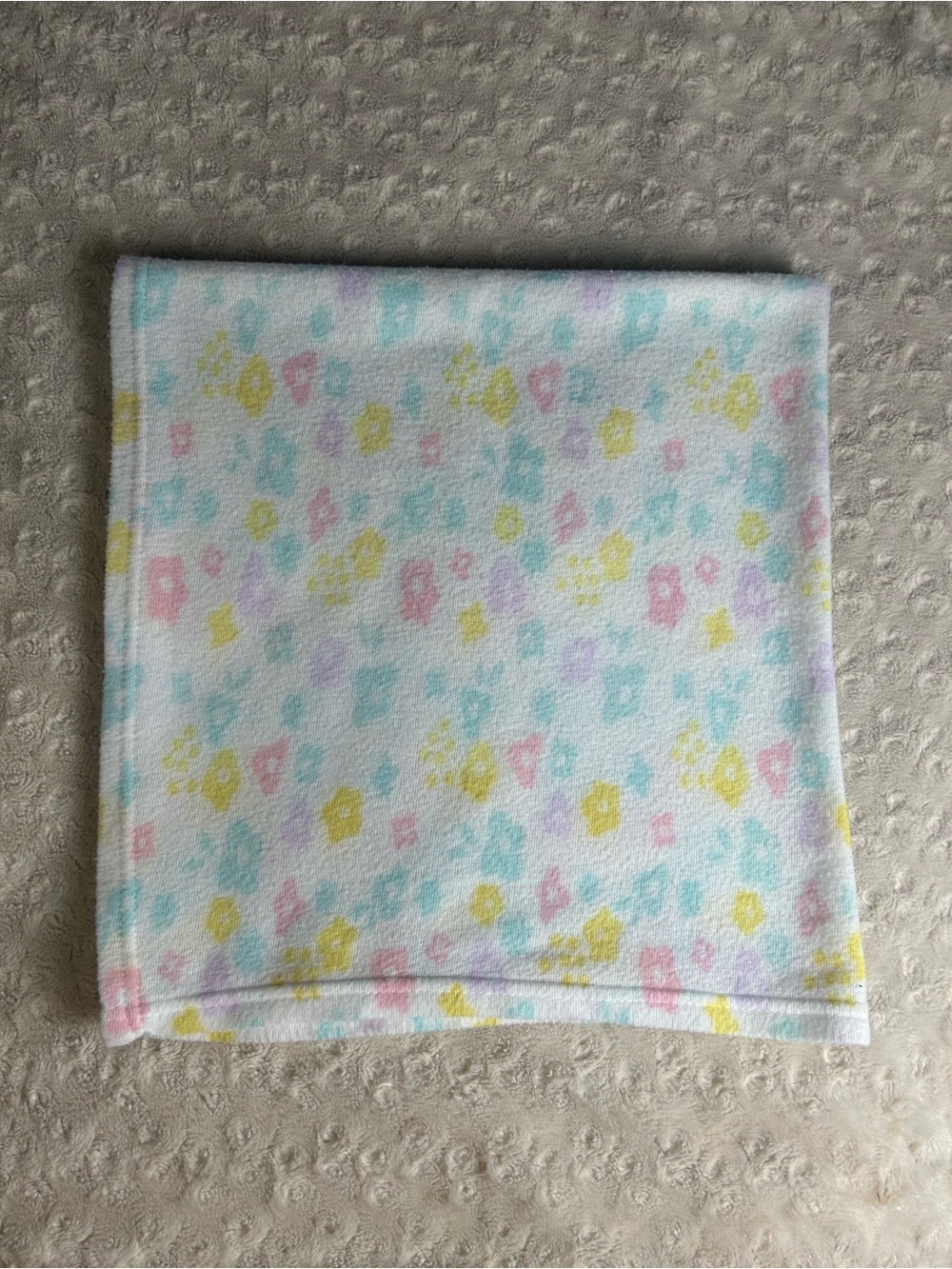 Le Bebe Favorite Floral Baby Blanket White Aqua Blue Pink Purple Yellow Pastel